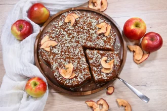 Veganer Apfelkuchen mit Kokos selbstgebackenes Rezept nach Großmutters Art