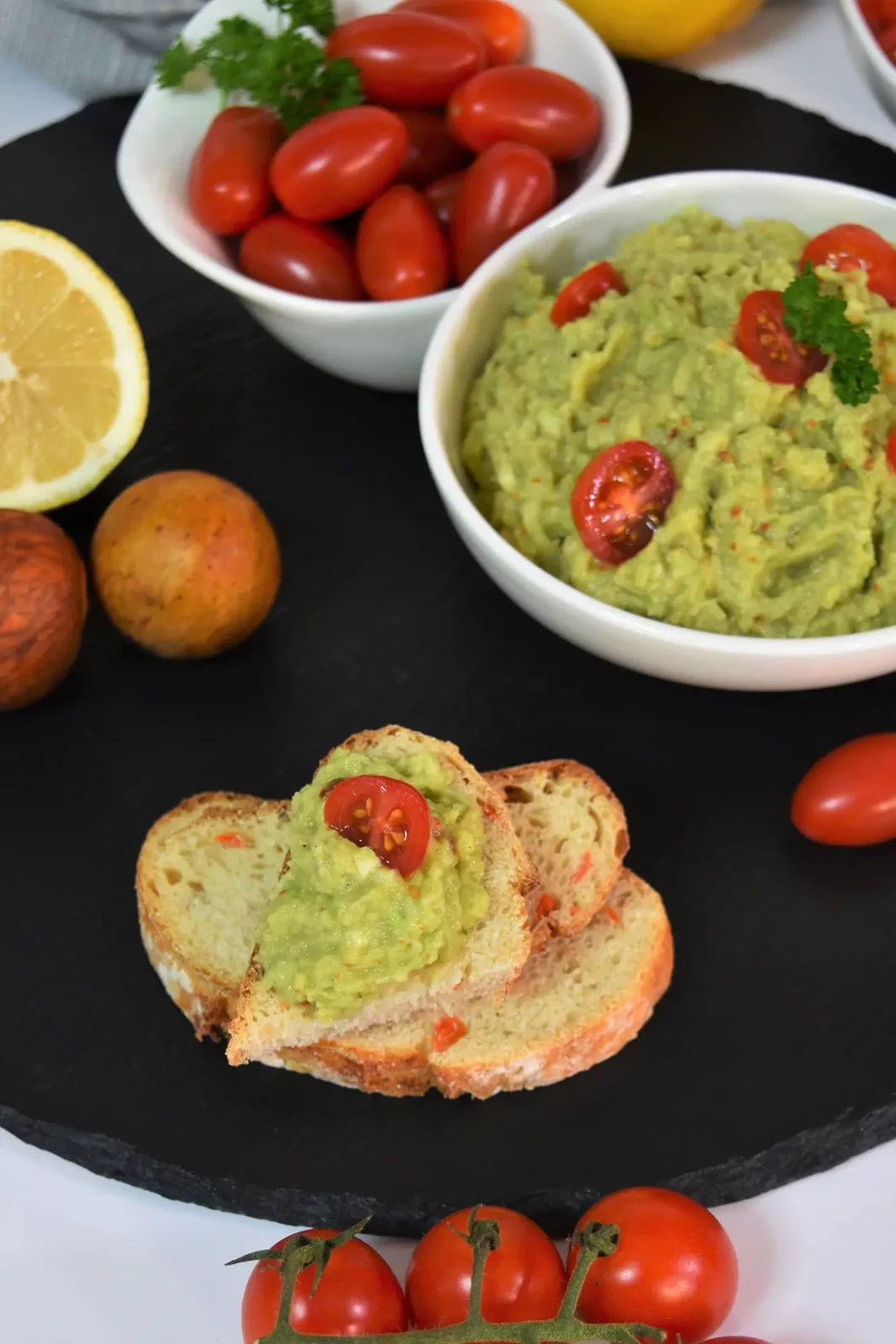 Gesunder Avocado Brotaufstrich Frühstück Rezept
