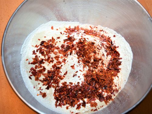 Baguette mit getrockneter Paprika