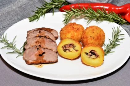 Gefüllte Kartoffeln mit Pankokruste Rezept