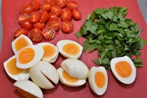 Quiche mit gekochten Eiern und Bärlauch