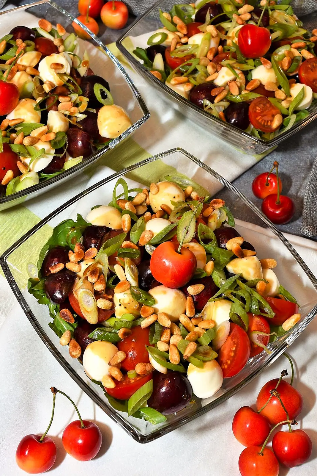 Kirsch Tomaten Salat-Sommersalat-ballesworld