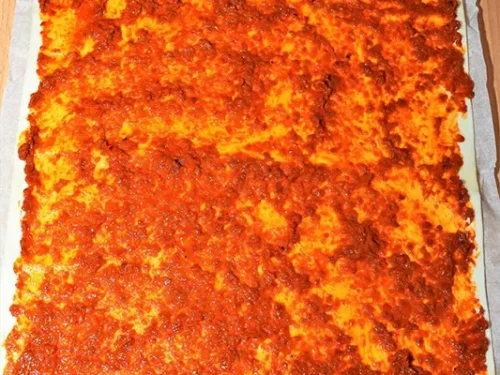 Käserolle im Zucchini Blätterteig Mantel - BallesWorld Käserolle im Zucchini Blätterteig Mantel - BallesWorld