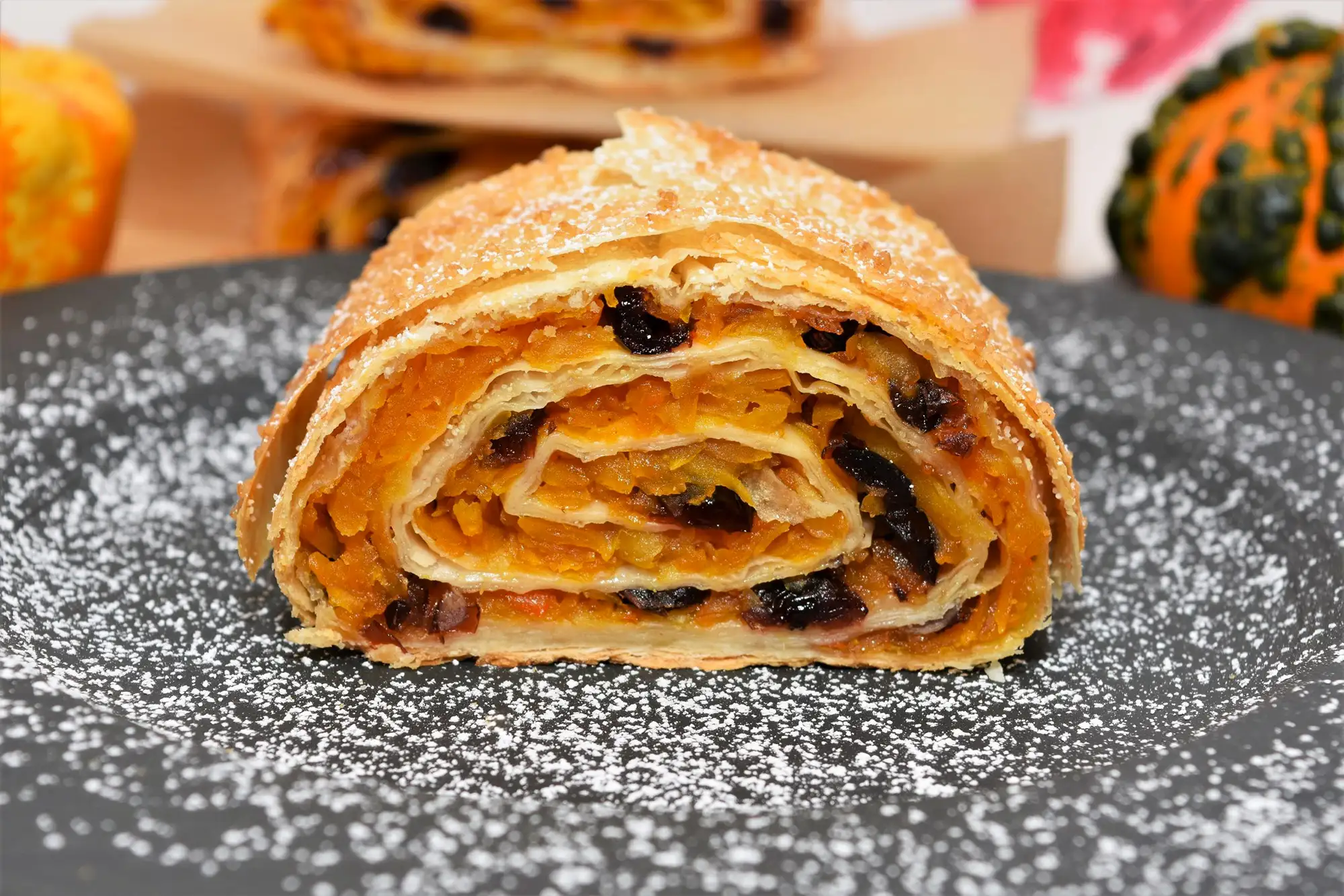 Kürbis Apfel Cranberry Strudel-Rezept-ballesworld