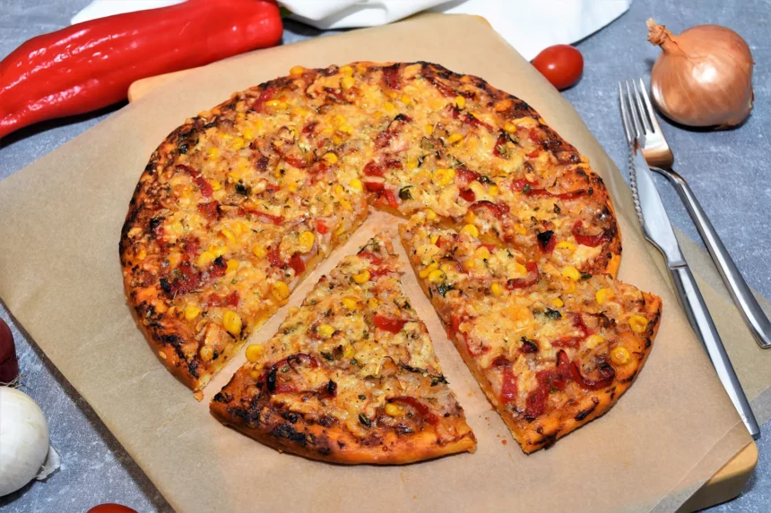 Pizza mit Reis Rezept frisch aus dem Ofen