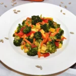 Brokkoli Salat mit Sonnenblumenkernen-Rezept-ballesworld