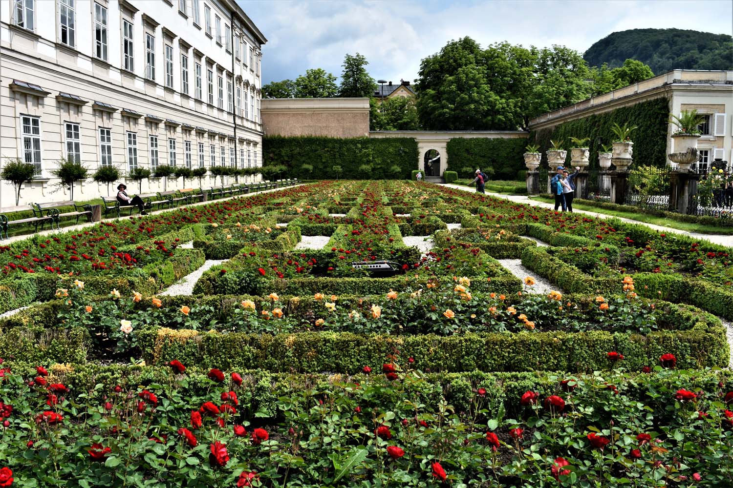 Der-bezaubernde-Mirabell-Garten-im-Herzen-der-Salzburger-Altstadt-8