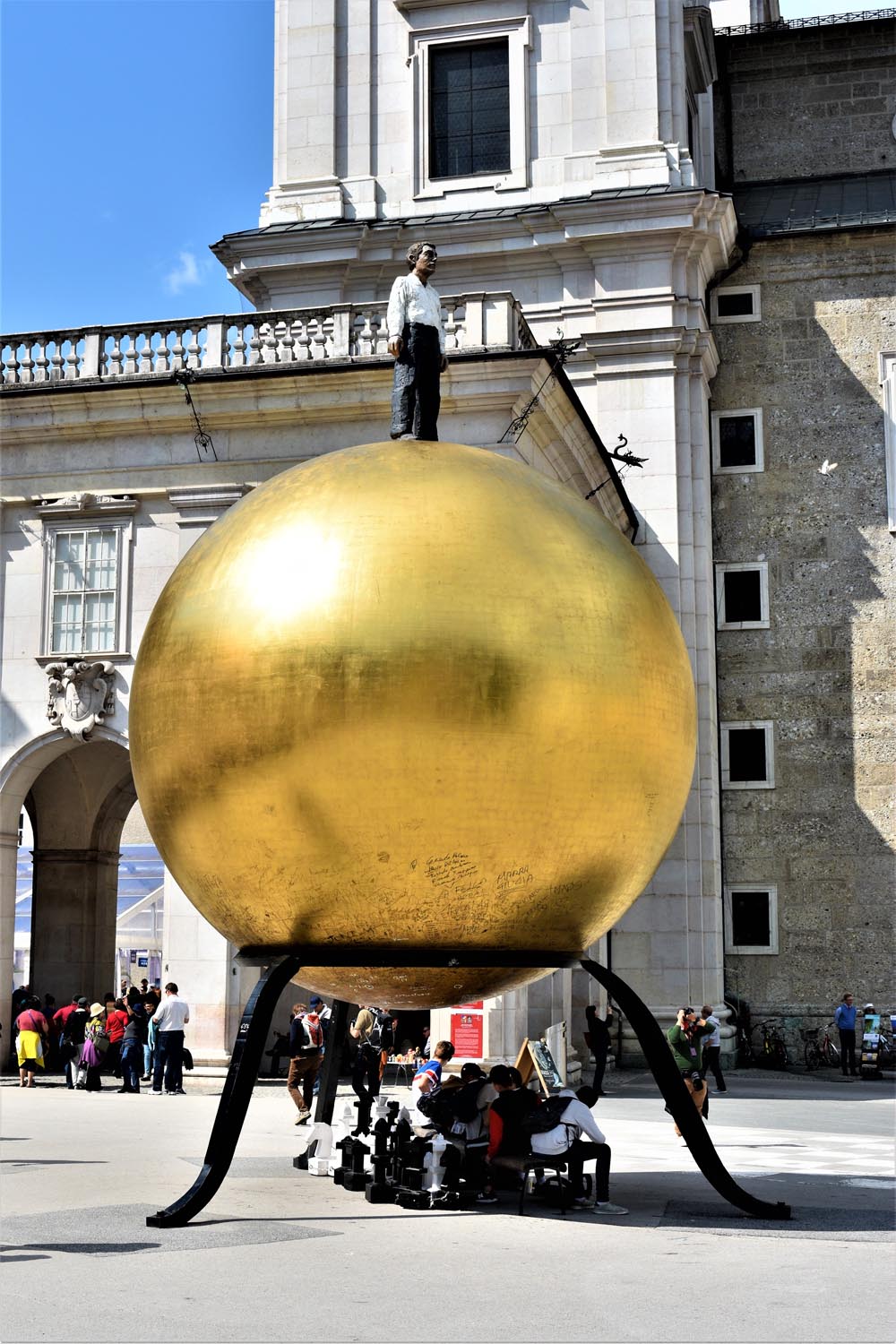 Salzburg-Goldkugel-ballesworld