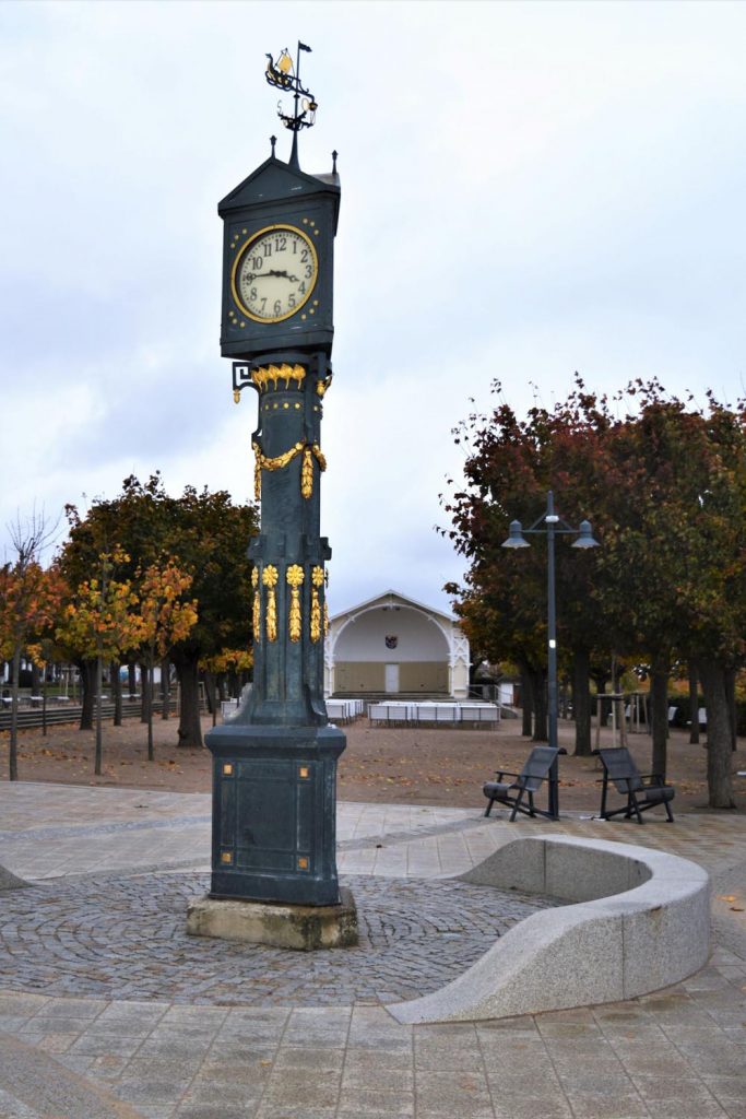 Die Kaiserbäder auf Usedom-Historische Uhr-ballesworld