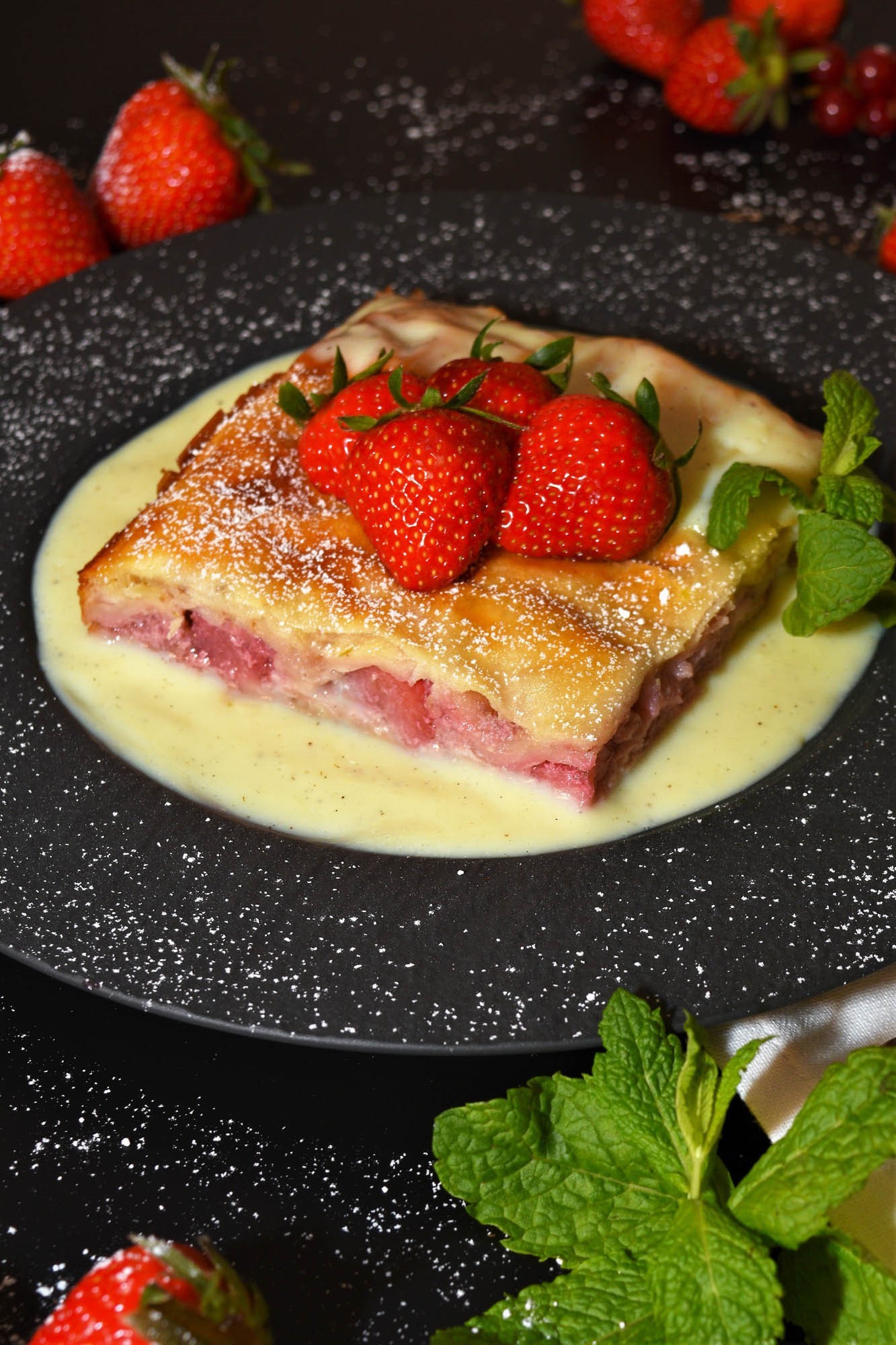 Schichtkuchen mit Joghurt-Erdbeeren Schnell