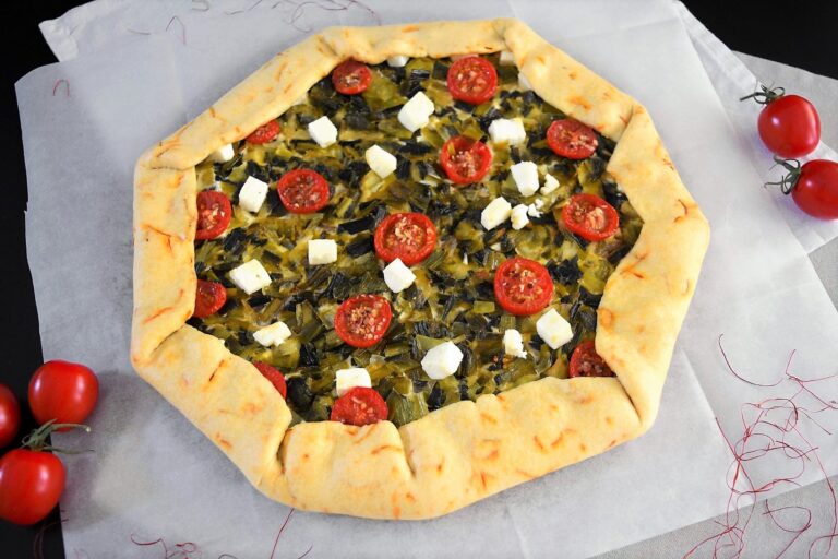 Galette mit Porree und Feta-Anrichten-BallesWorld