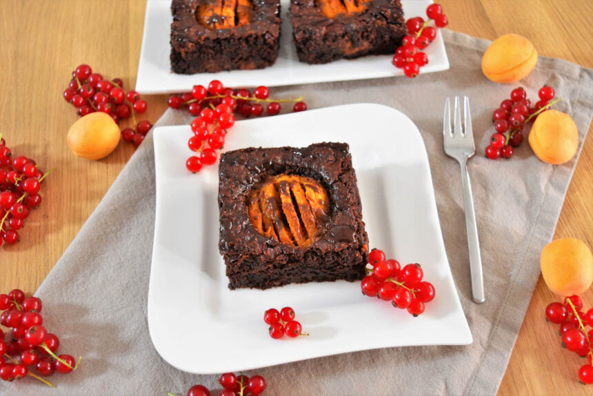 Schoko Brownies mit Aprikosen-Rezept-ballesworld