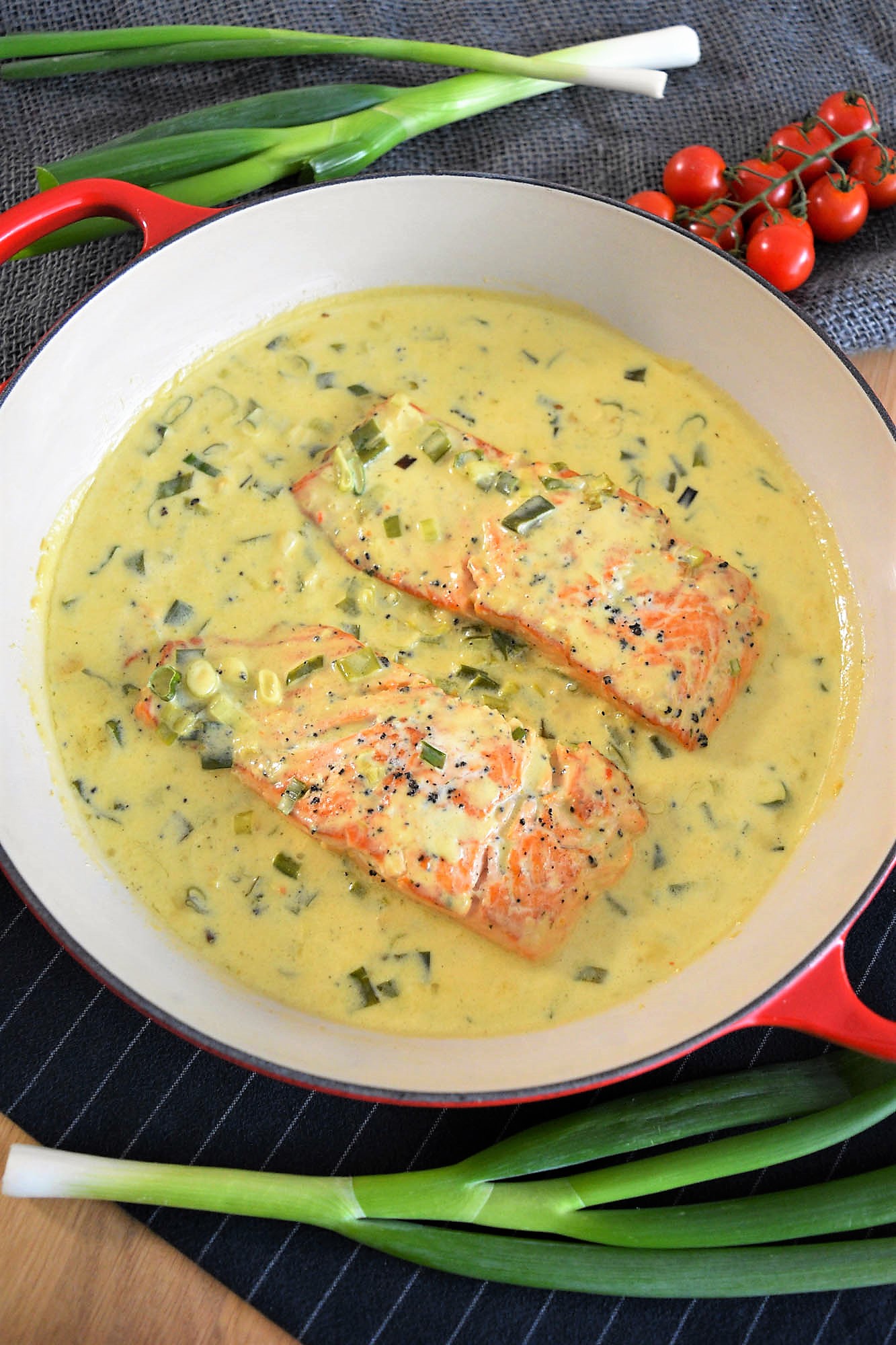 Lachsfilet mit Wein-Sahne-Soße von Balle