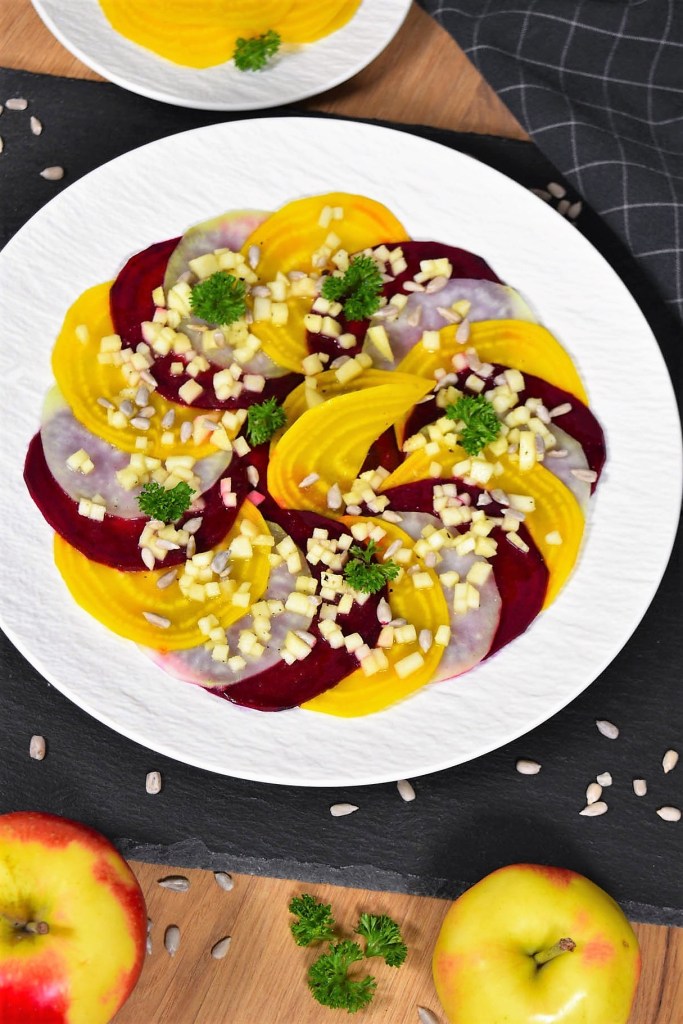 Beete Kohlrabi Salat mit Apfeldressing-Vegan-ballesworld