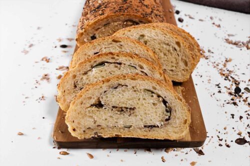 Brot mit Körnerfüllung