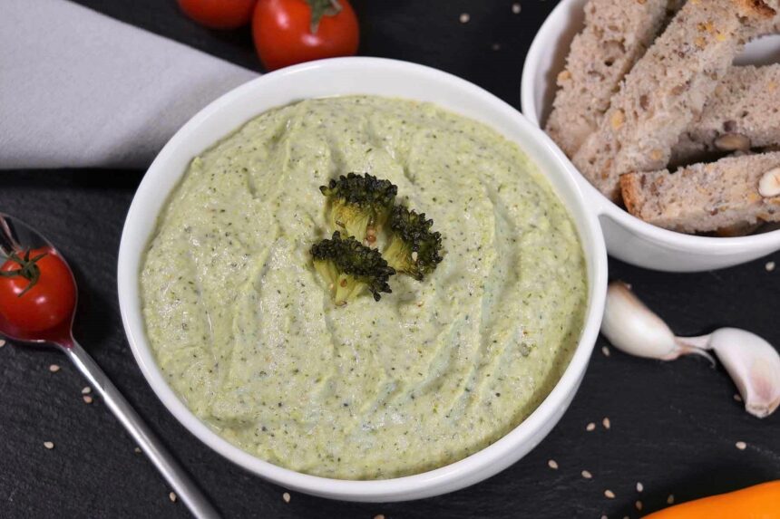 Brokkoli–Dip mit Sesam-Rezept-ballesworld