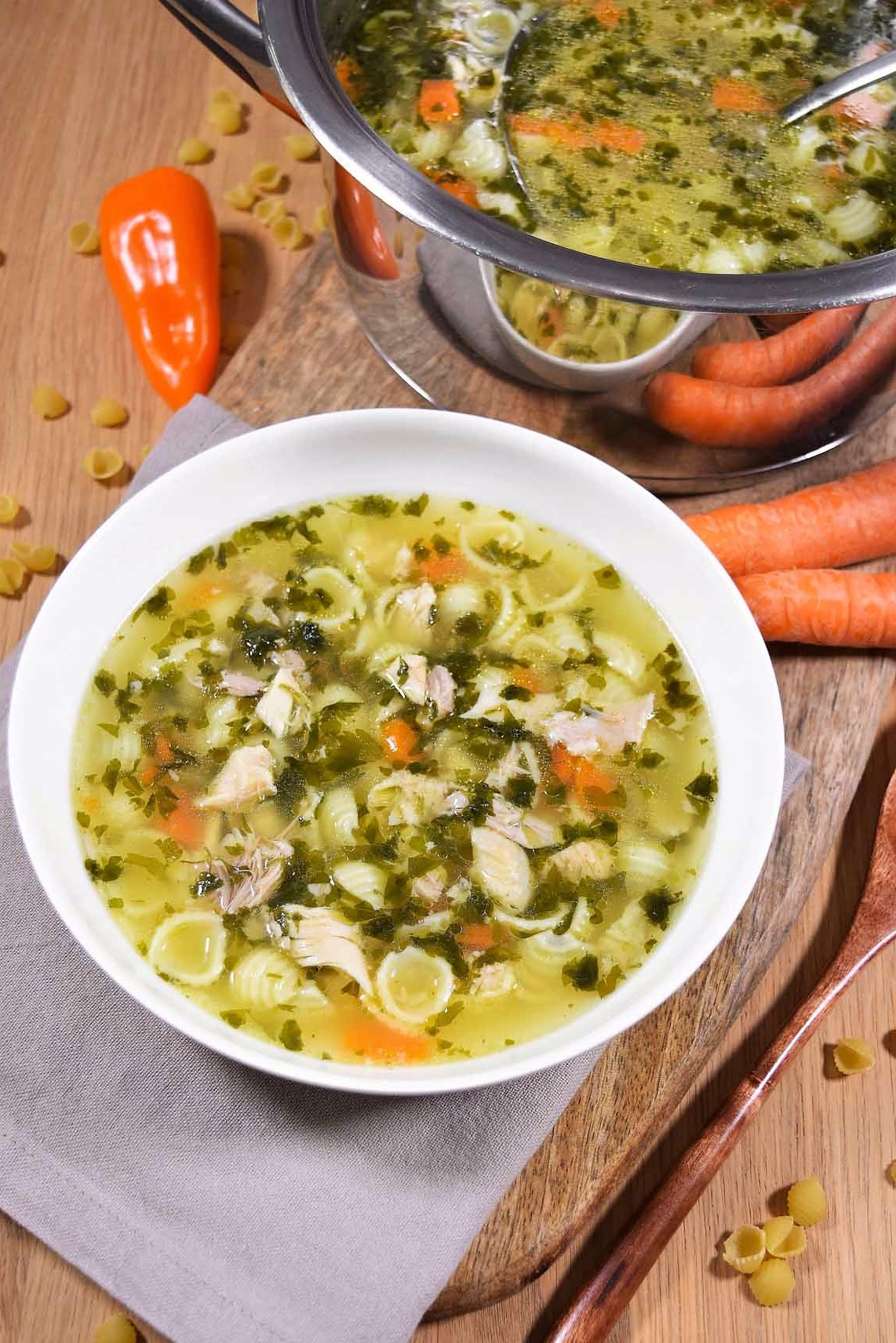 Einfache und schnelle Hühnersuppe a la Oma - BallesWorld
