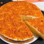 Möhren Orangen Kuchen mit Crunch-Rezept-ballesworld