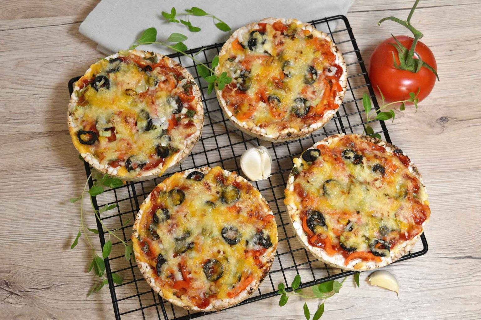 Reiswaffel Mini-Pizza-Rezept-ballesworld