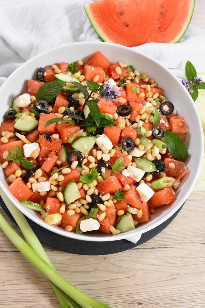 Wassermelonen Salat mit Feta und Oliven-Gesund-ballesworld