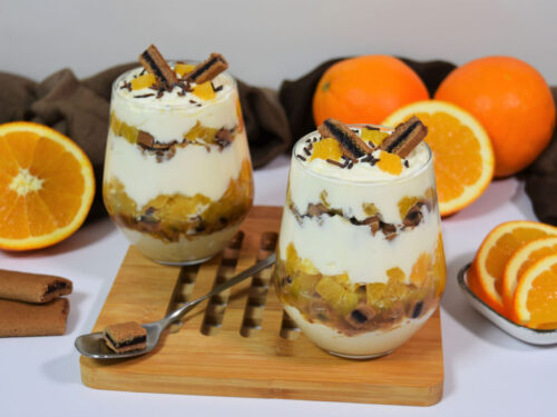 Mascarponecreme mit gefüllten Keksen und Orangen-Rezept-ballesworld