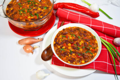 Chili con Carne mit Paprika Flocken-Rezept-ballesworld