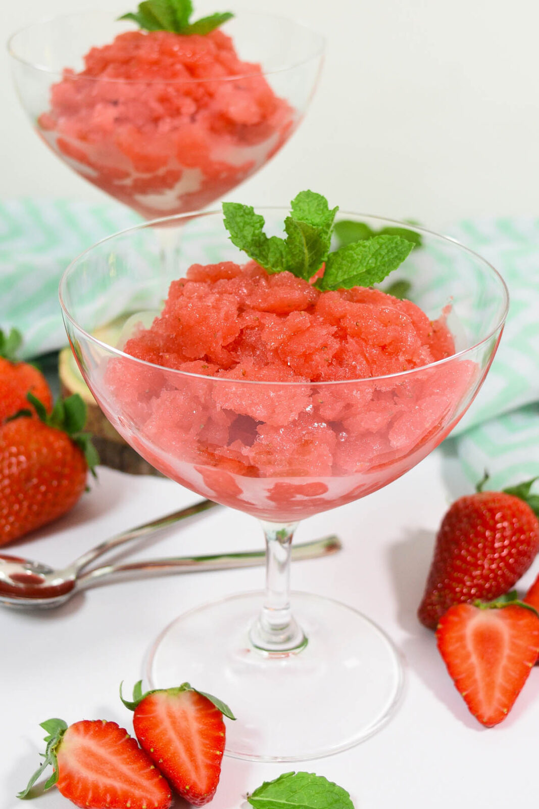 Erdbeer Prosecco Sorbet-Dessert-ballesworld