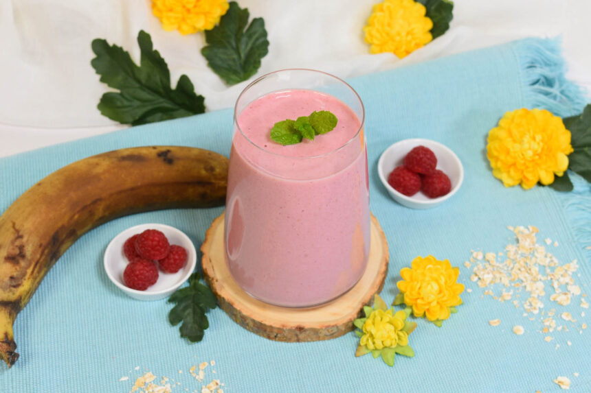 Himbeer-Bananen Smoothie mit Haferflocken-Rezept-ballesworld