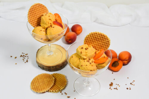 Aprikoseneis mit Honig-Anrichten-ballesworld