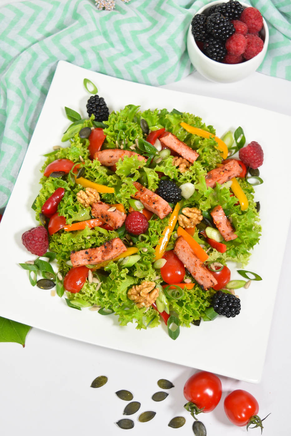 Bunter Salat mit Leberkäse Streifen-Sommersalat-ballesworld