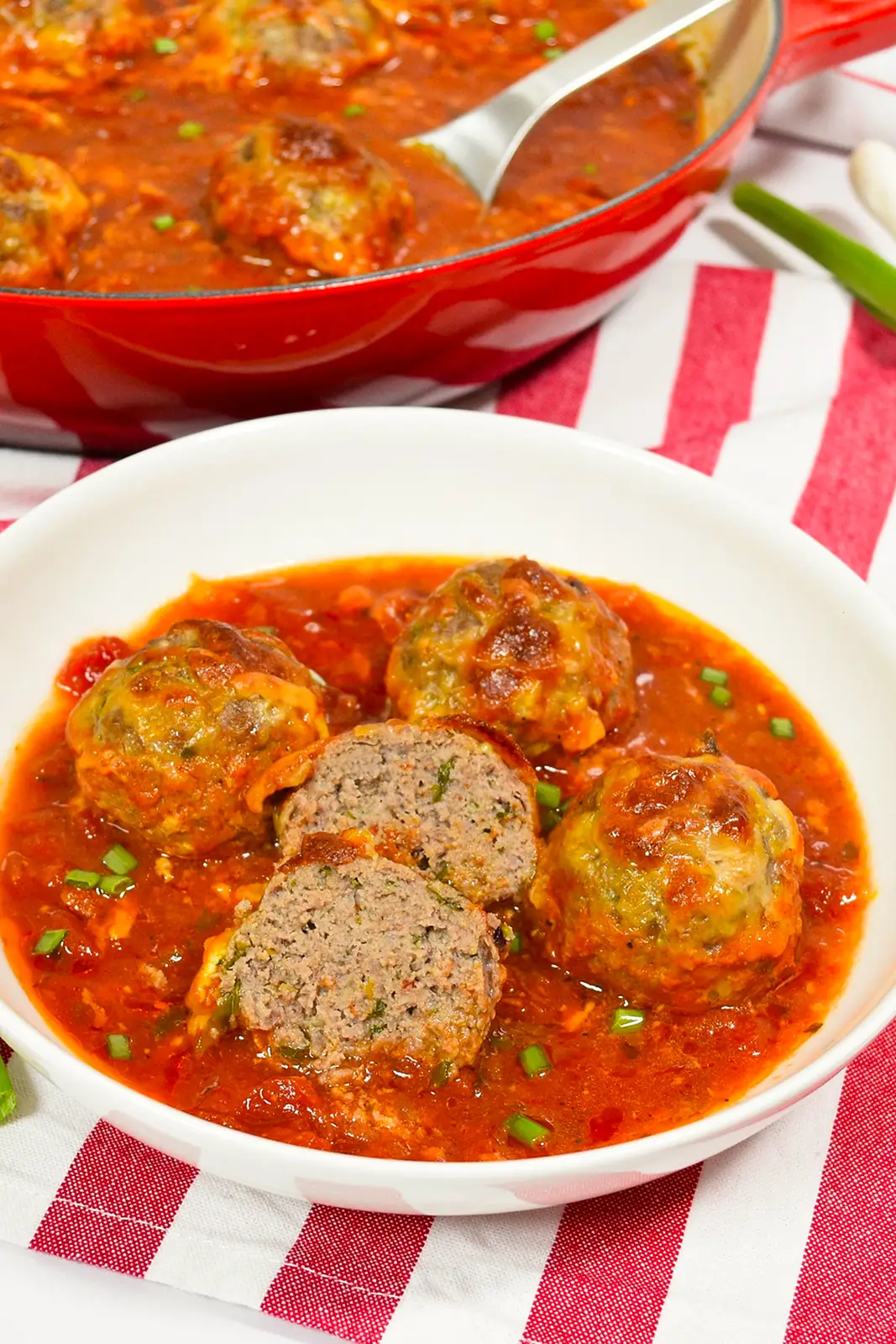 Hackbällchen in Tomaten-Curry-Soße-Rezeptideen-ballesworld