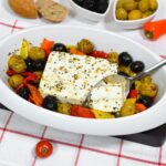 Gebackener Feta mit Oliven und Paprika-Rezept-ballesworld