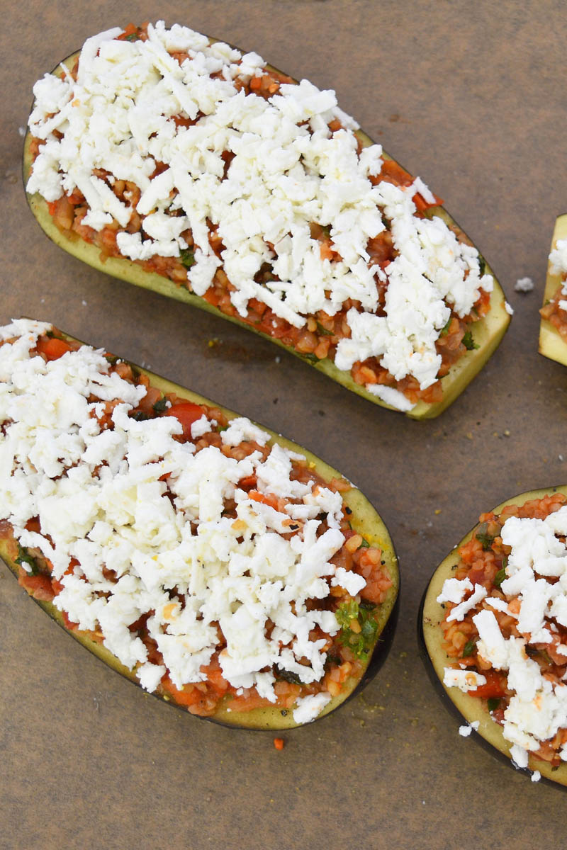 Gefüllte Auberginen mit Bulgur und Feta-Zubereitung-ballesworld