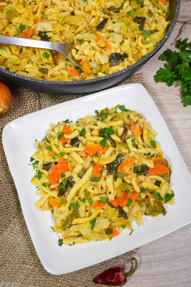 Wirsing-Spätzle Pfanne mit Sahne Soße - BallesWorld Wirsing-Spätzle Pfanne mit Sahne Soße - BallesWorld