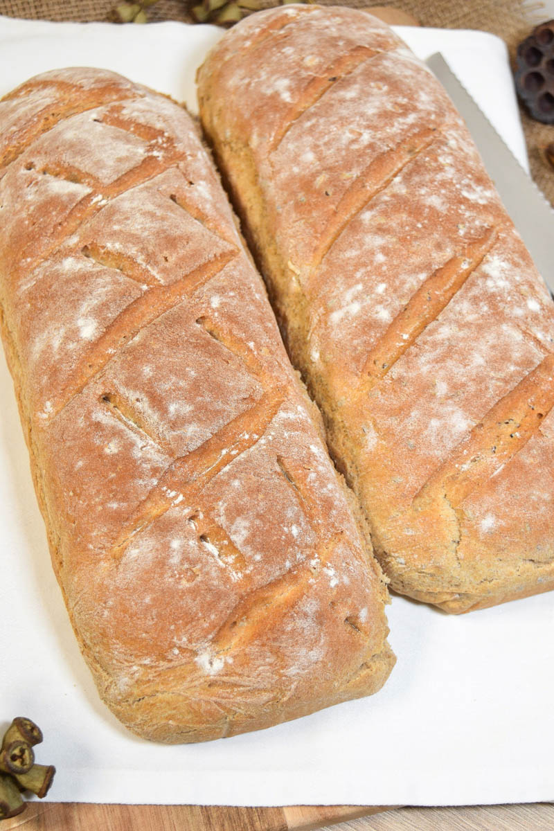 Zweierlei Weizen-Roggen Brot mit Walnussessig-Brot backen-ballesworld