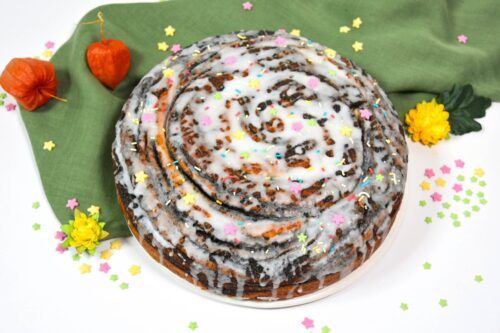 Mohn-Schnecken-Kuchen mit Bourbonvanille-Anrichten-ballesworld