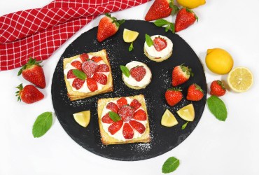 Toast-Törtchen mit Erdbeeren-Rezept-ballesworld