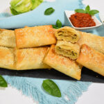 Filoteigtaschen mit Zucchini und Mozzarella-Rezept-ballesworld