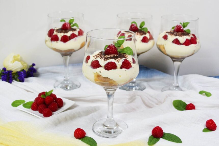 Himbeer-Tiramisu im Glas-Rezept-ballesworld