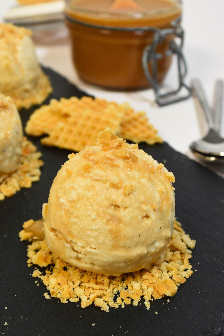 Goldenes Karamell Eis selber machen