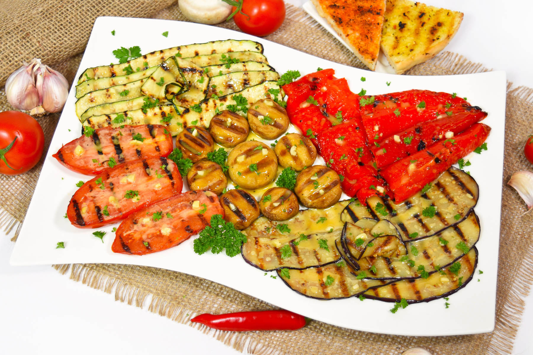 Gegrillte Gemüseplatte mit Balsamico-Glasur