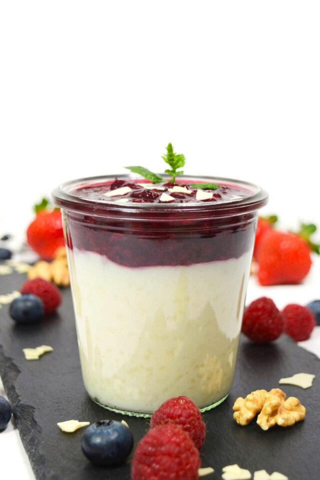 Milchreis mit Frischem Beerenkompott