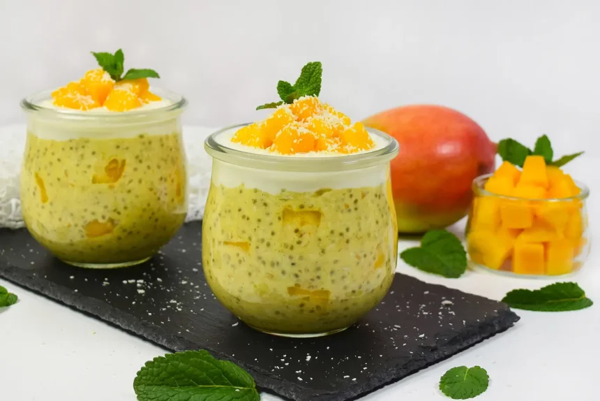 Mango-Kokosnuss Overnight Oats mit Kokosmilch-ballesworld