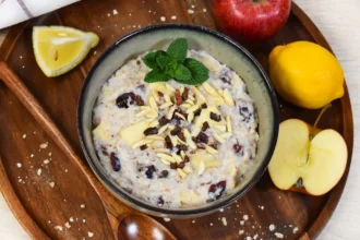 Buchweizen Porridge mit Cranberry und Apfel-Rezept-ballesworld