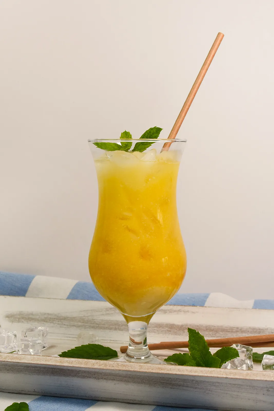 Batida de Coco Mango Cocktail-Sommerdrinks-ballesworld