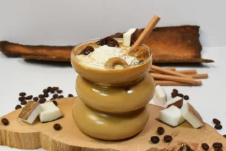 Kokos-Eiskaffee mit Kaffee-Eiswürfeln-Rezept-ballesworld