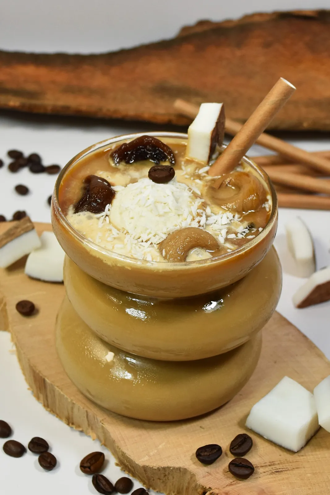 Kokos-Eiskaffee mit Kaffee-Eiswürfeln-Rezeptideen-ballesworld