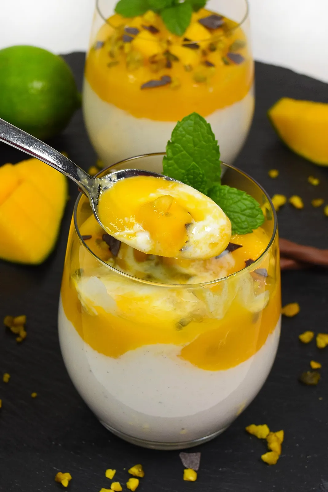 Griechischer Joghurt mit Mango Mousse-Rezeptideen-ballesworld