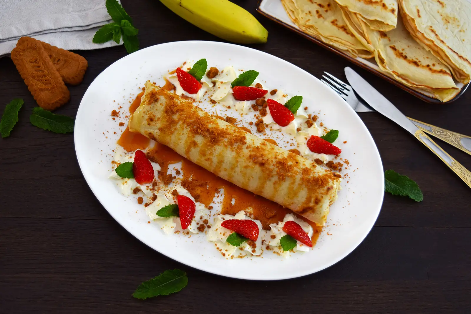 Pfannkuchen mit Banane und Lotuscreme