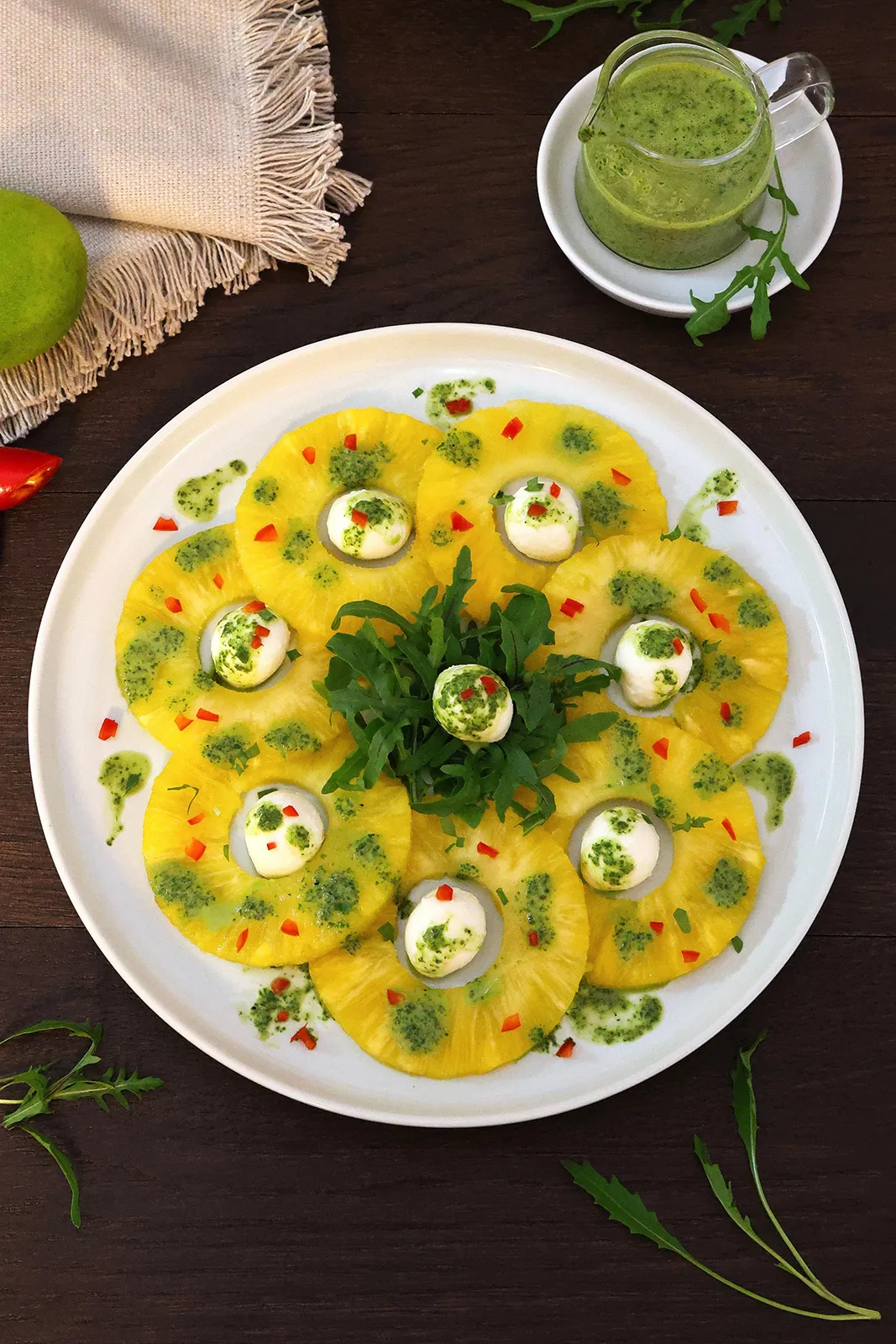 Ananas Carpaccio mit Rucola Dressing-Vorspeise-ballesworld